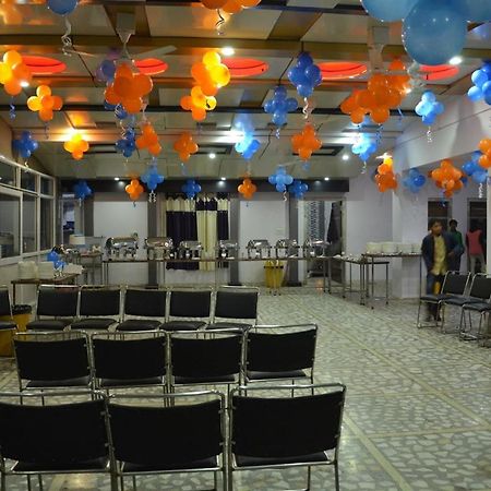 Hotel Rb Palace Dhaulpur Bagian luar foto