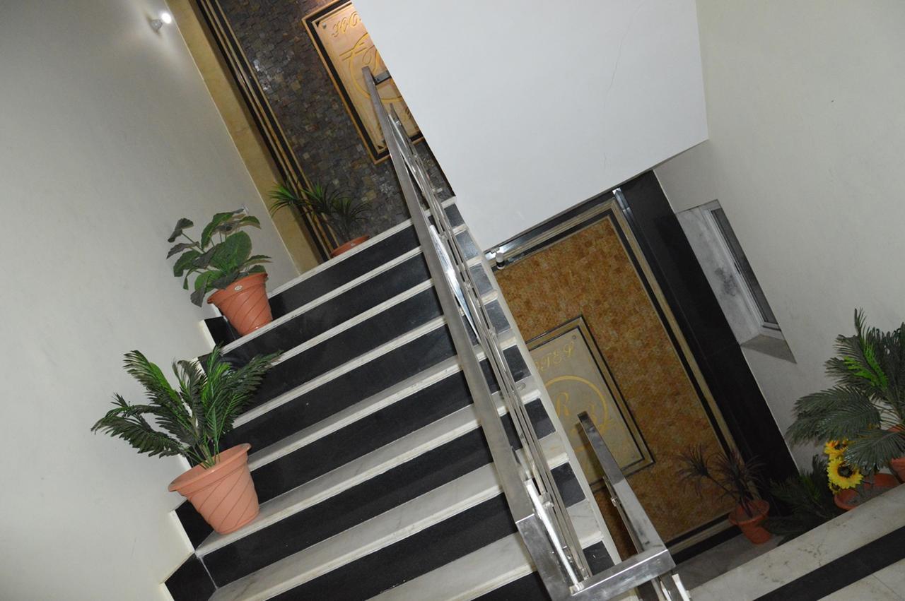 Hotel Rb Palace Dhaulpur Bagian luar foto