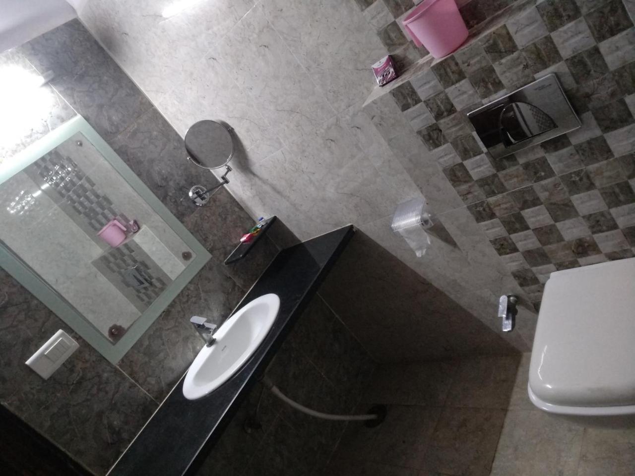 Hotel Rb Palace Dhaulpur Bagian luar foto